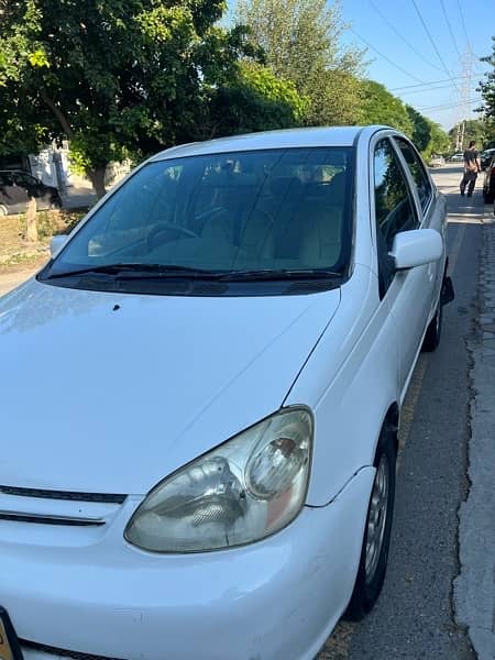 TOYOTA PLATZ in Perfect condition 2