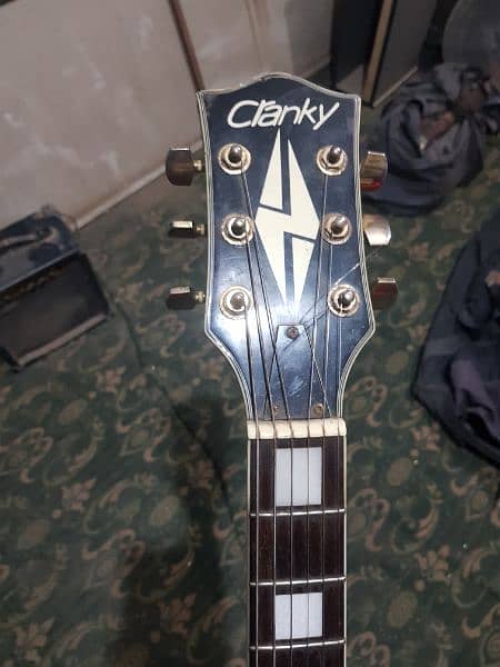 Les Paul Cranky Guitar 1