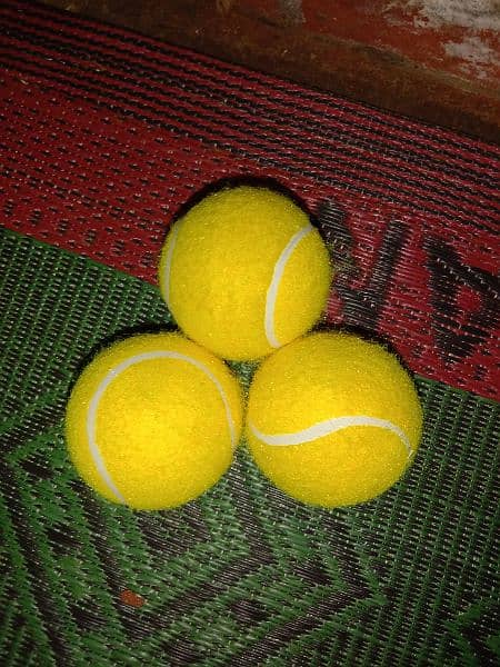 high quality cricket and tennis ball  size 74mm contact on whatsapp 3