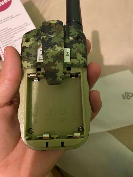 T388 Camouflage Color 2pairs Walkie Talkie  (FRS 22chanles) 1.5Km 3