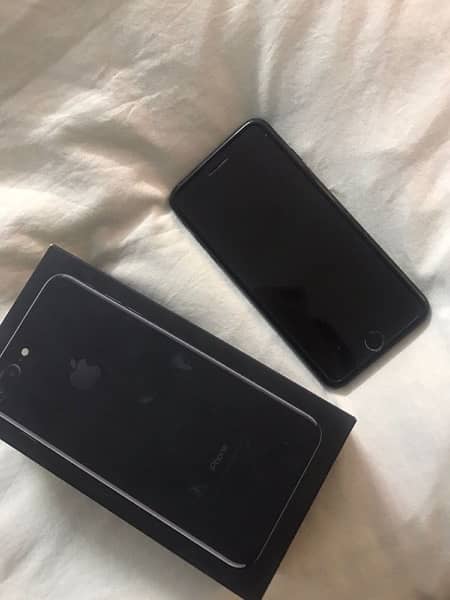 I phone 7 plus PTA approved 128 gb for sell 1