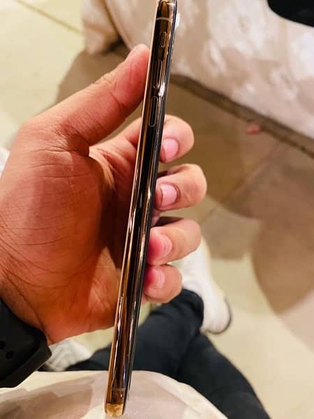 Iphone XS Max pta approved 1