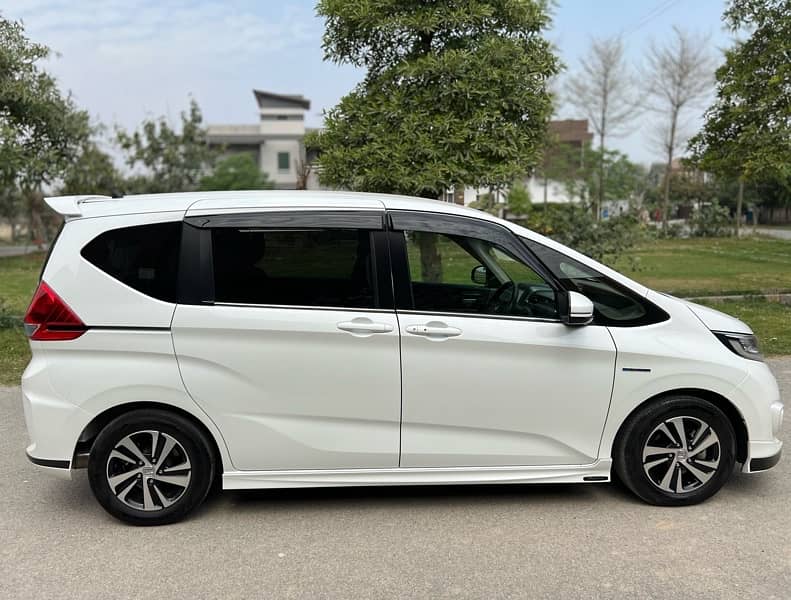 honda freed 7