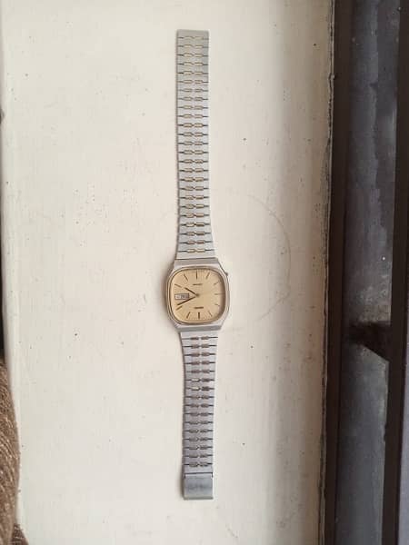 vintage Seiko Chronos quartz watch 15