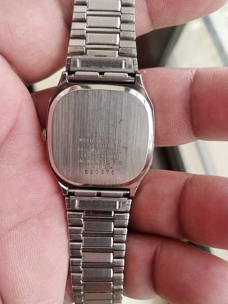 vintage Seiko Chronos quartz watch 16
