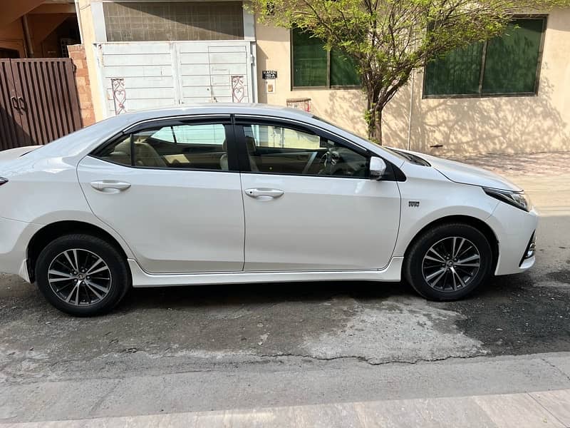Toyota Corolla Altis 2018 Bumper to Bumper genuine Home used 6