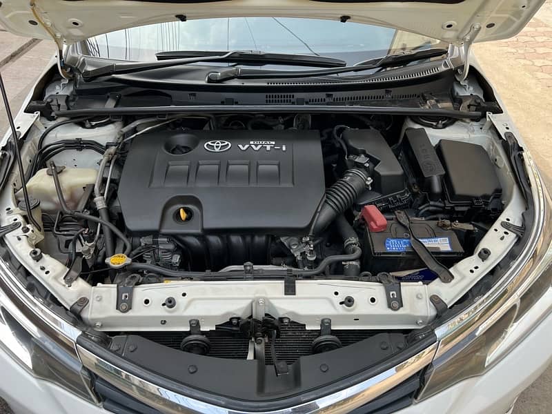 Toyota Corolla Altis 2018 Bumper to Bumper genuine Home used 8