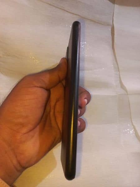 Samsung Galaxy  A12 4/64 black 1