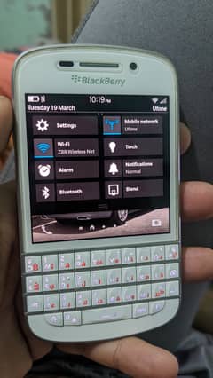 BlackBerry Q10 4G LTE Network Official PTA