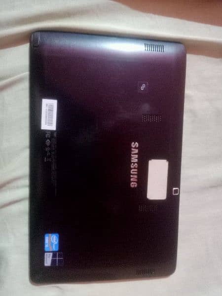 Samsung touch ativ i5 3rd detachable laptop with pen 13
