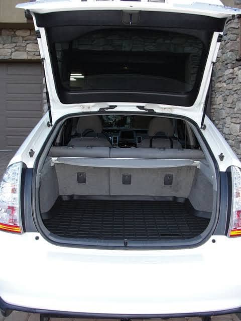Jdm Toyota Prius OEM genuine trunk mat for sale 1