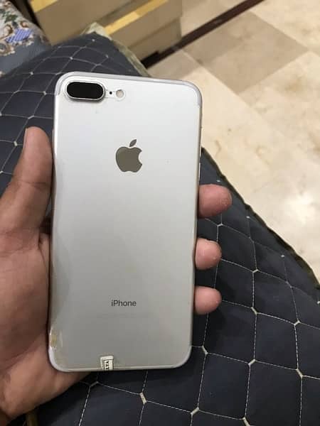 iphone 7 plus 128 gb PTA approved 10/10 condition 1