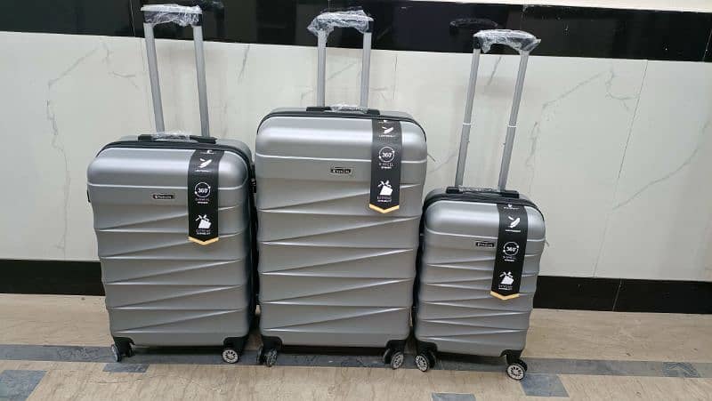 Unbreakable Luggage Bag | Suitcases | Trolley Bag | Attachi 3/4pic set 2