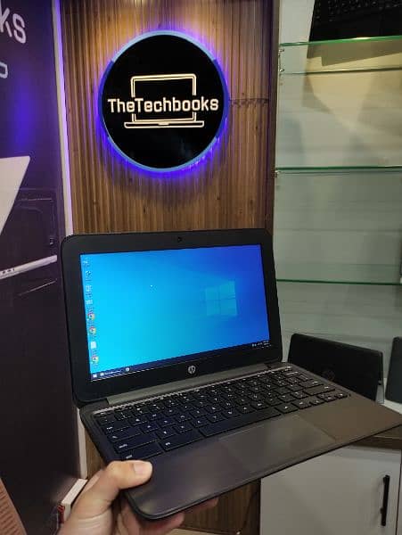 Hp Chromebook 11 Windows 10 lite Laptop 10