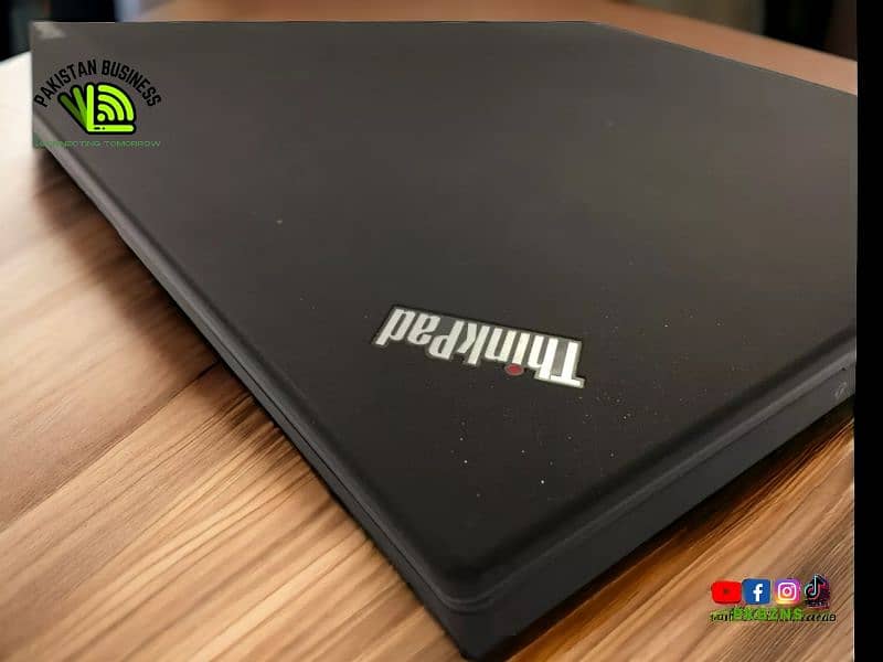 *Lenovo Thinkpad X250 Ultrabook* 1