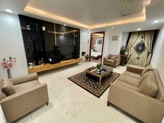 Suite in Gold Crest