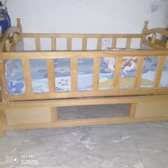 baby cot for sale