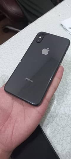 Iphone xs Storage 256gb Colour black Condition 9/10 Health 256gb fu