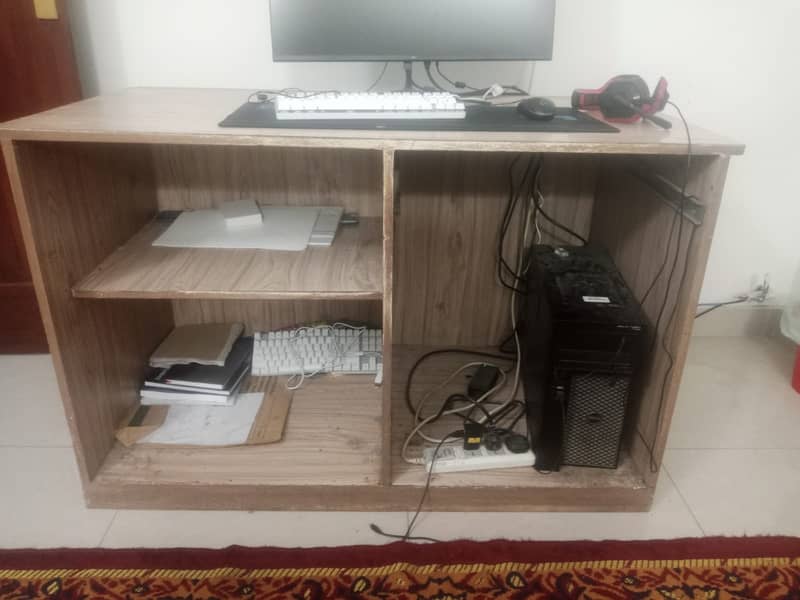 Wooden Table for sale ( urgent ) 0