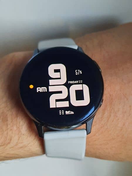 Samsung Galaxy Watch Active 2 (40mm) 2