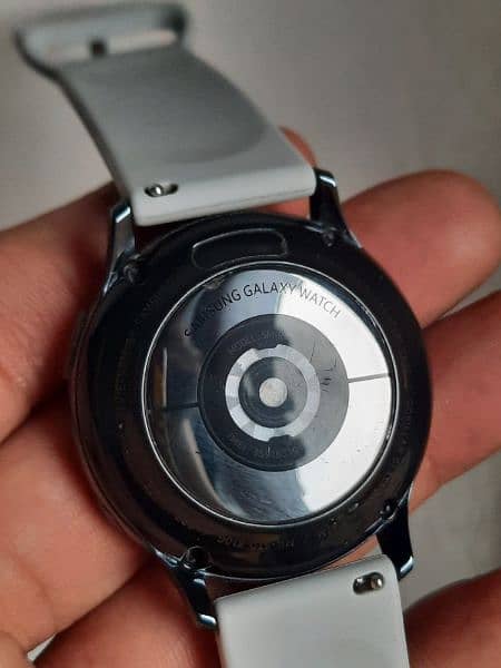 Samsung Galaxy Watch Active 2 (40mm) 7