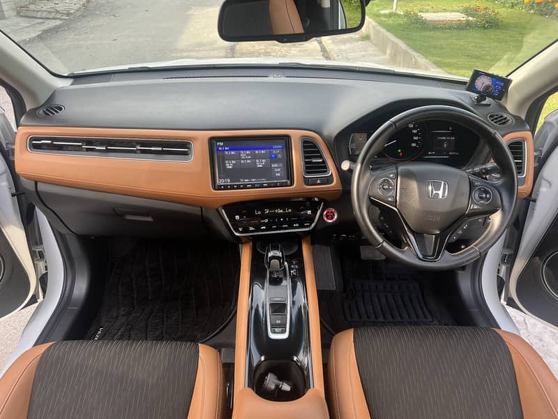 Honda Vezel Hybrid Z-Honda Sensing, 2019 Model, Fresh Import 2024 13