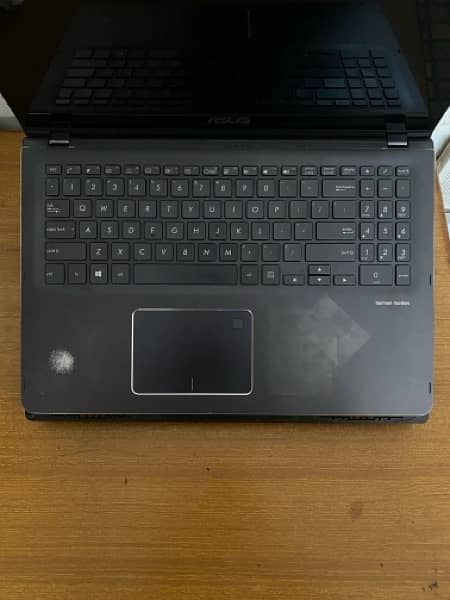 Asus i7 8th gen slim laptop for sale 4