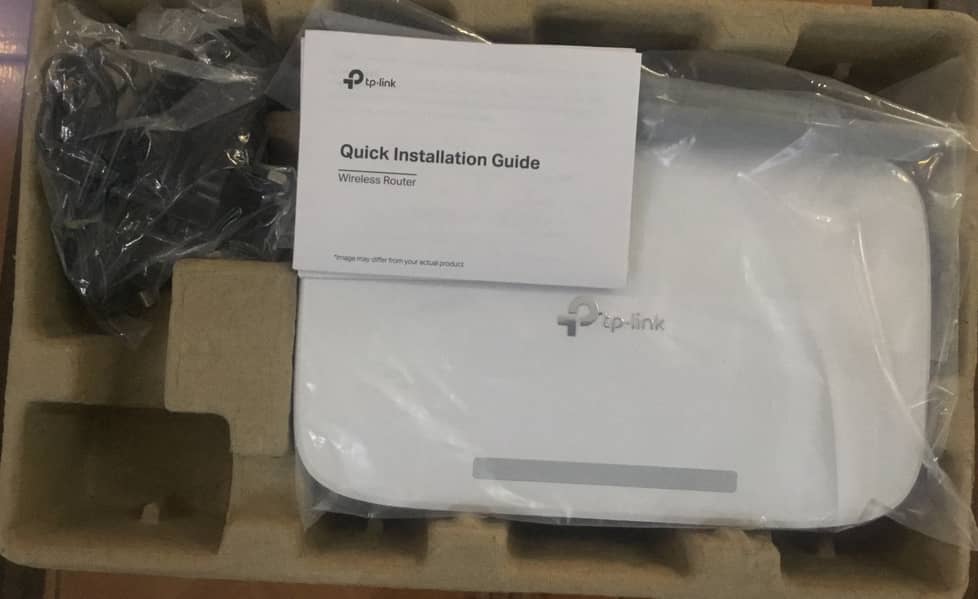 TP-Link 300Mbps Wireless N router (Model No. TL-WR845N) 2