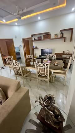 Interwood Dining Table with 6 chairs and glass top
