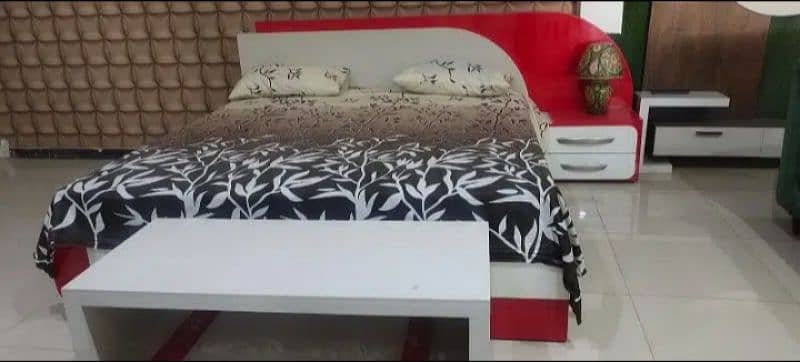 bed, bedset, poshish bed, bedroom set, wooden bed, king size bed 4