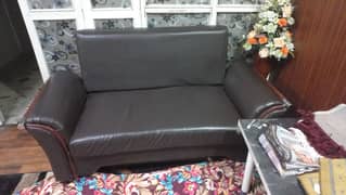 2 seater Leather Sofa Mint Condition