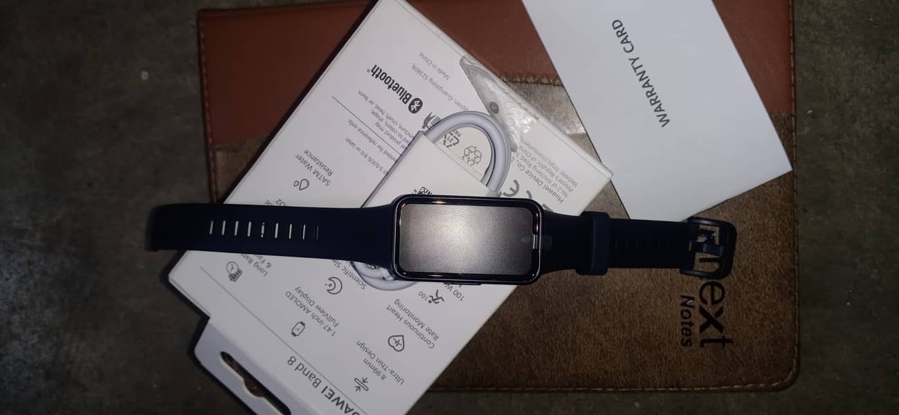 Huawei Band 8 (Smart Watch) Box pack 14