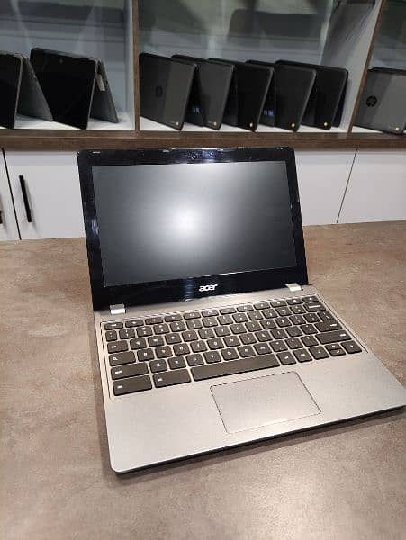 Acer C740 Windows laptop 5