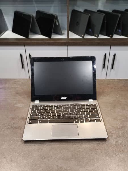 Acer C740 Windows laptop 6