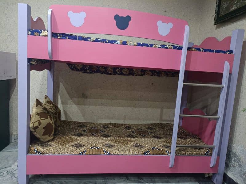 Double bed for kids urgent sale 2