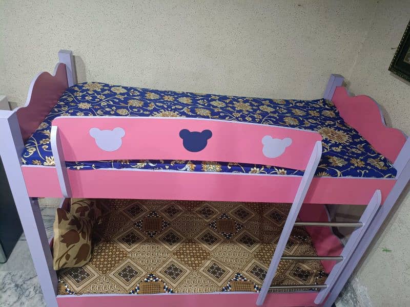 Double bed for kids urgent sale 4