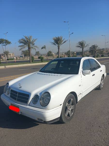 Mercedes E230 2