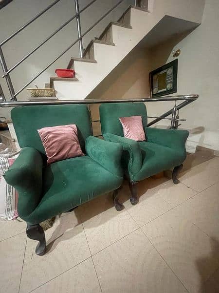 5 seater green velvet sofa set 4