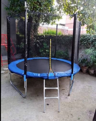 8Ft Kids Jumping Trampoline with safty net 03074776470