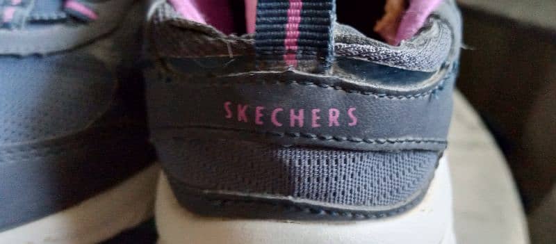 Original Skechers D'luxe Comfort Lace-Up Shoes. 6