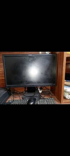 Computer with GTA 5 and graphics card