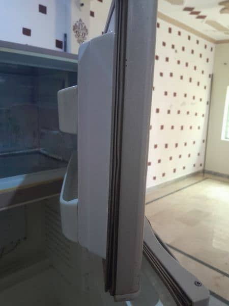 Dawlance Fridge For Sale In Good Condition 16