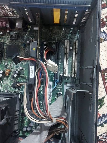 dell  only cpu.  with gb graphic 8 gb ram thae 6. gb ram waste ho gai 3