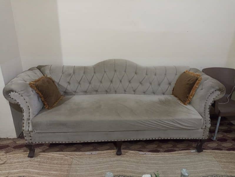 5 seater sofa set for urgent sale 0