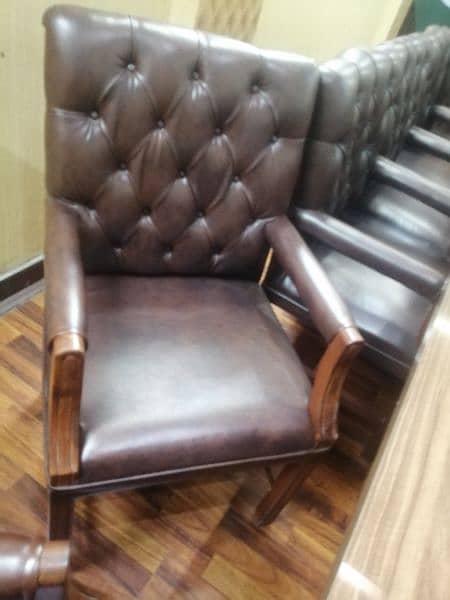 solid wooden premium quality chairs 2