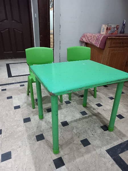 Kids Unbreakable Fibre chairs (2 pieces) and table set 0