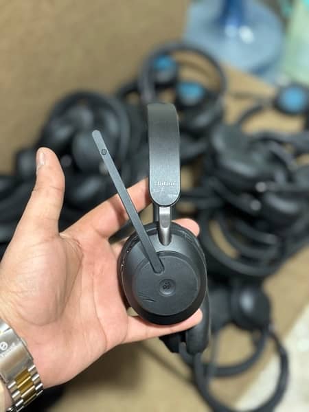 Jabra Evolve2 65 Wireless Noise Cancellation Headphone 2