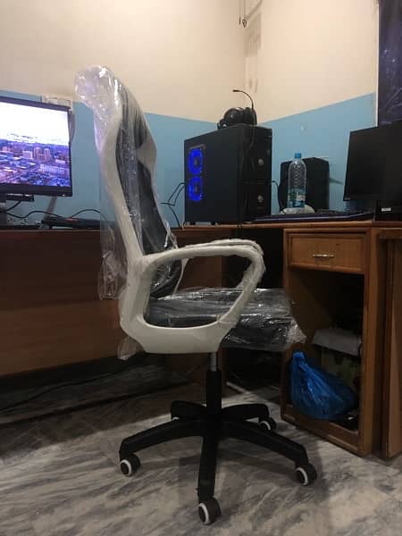 Gaming Chair | Revolving Chairs | Imported Gaming Chair |Office Chairs 4