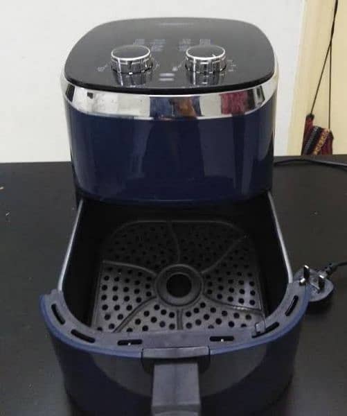 air  fryer 3d 4.8 liters made in USA urgent sale 2