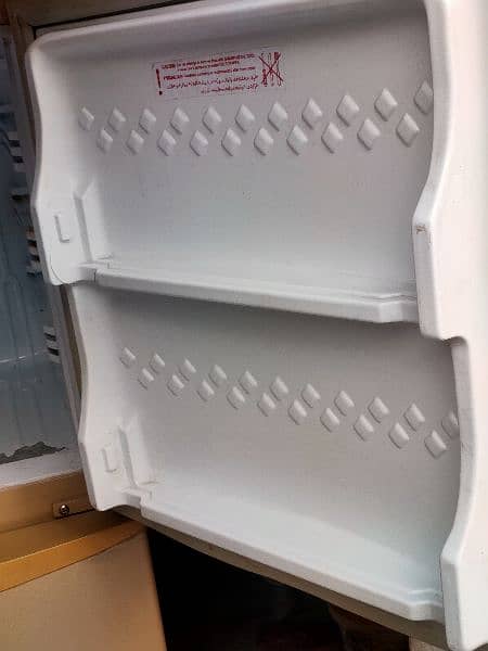 PEL refrigerator and freezer 3